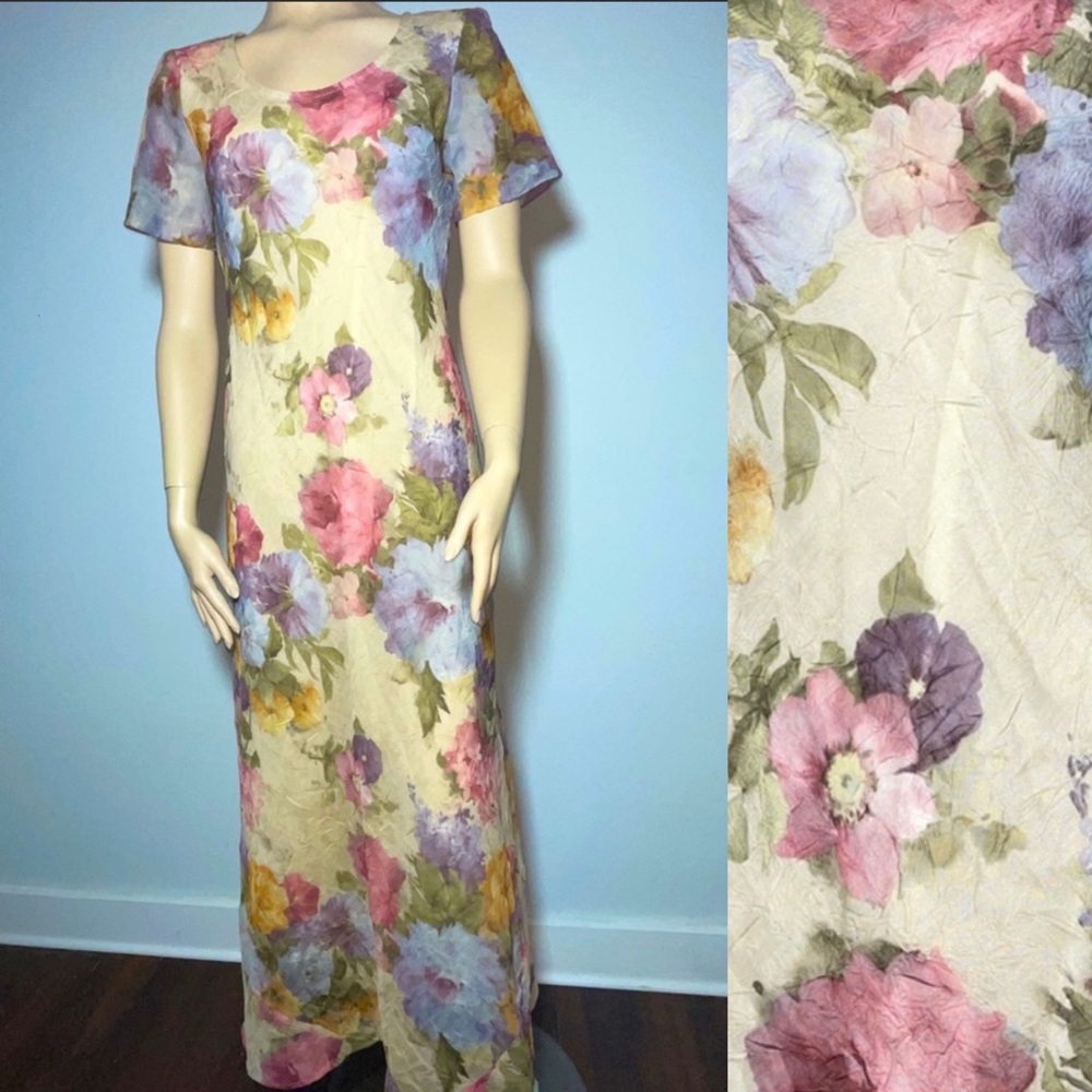Vintage Lovely Floral Lined Short Sleeved Dress Size 9/10